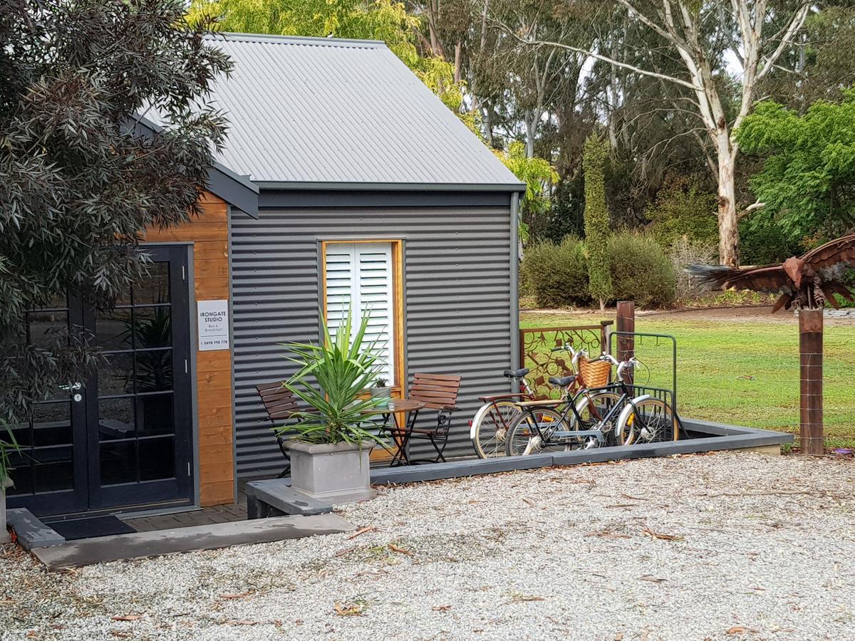 Irongate Studio B&B Mintaro Exterior photo